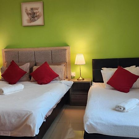 The Viana Apartment 2 Κότα Μπάρου Εξωτερικό φωτογραφία